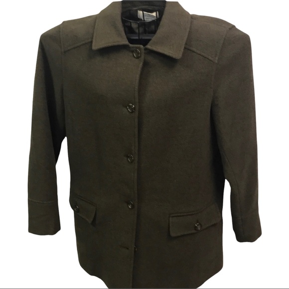 Harve Benard Coat - Picture 1 of 3